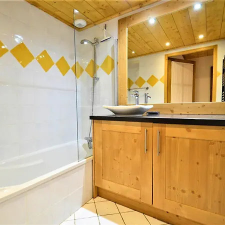 Pieds Des Pistes A St Martin De Belleville, 3 Pieces, Terrasse, Garage, Services Hoteliers Inclus - Fr-1-452-135 سان-مارتن-دي-بيفيل